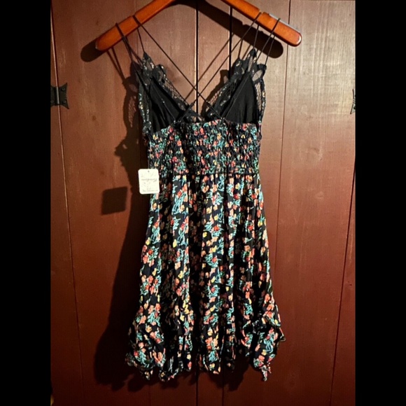 Free People One Intimately Adella Floral Mini Dress Black Combo Size XS - NWT - Picture 12 of 16